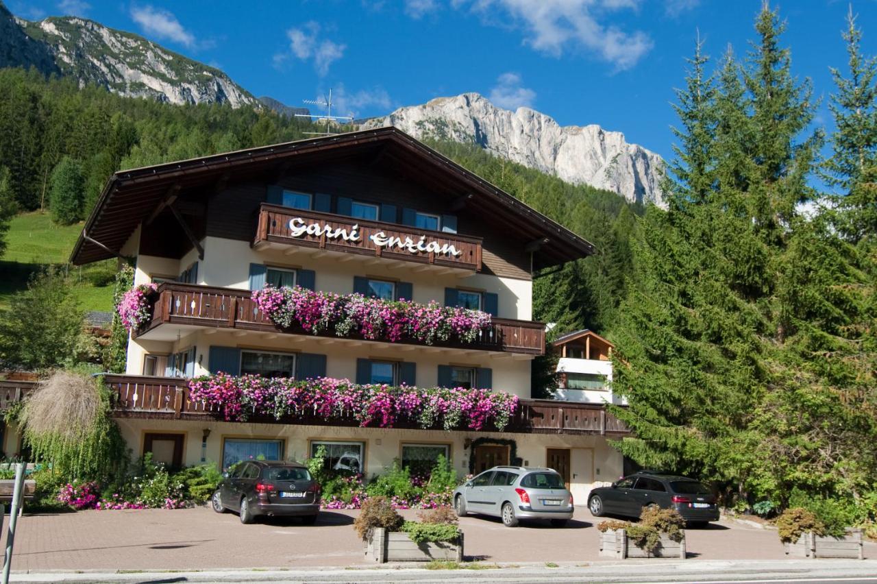 Pension Enzian Badia  Exteriör bild